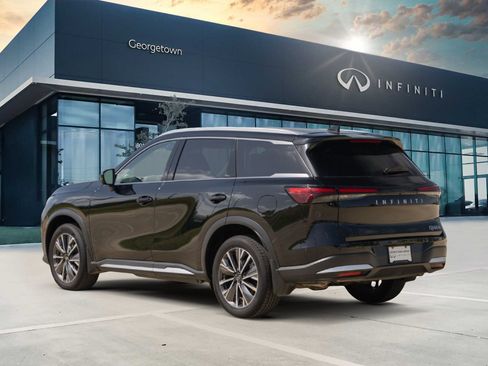 Certified 2026 INFINITI QX60 Luxe w/ Cargo Package AWD/4WD image 7