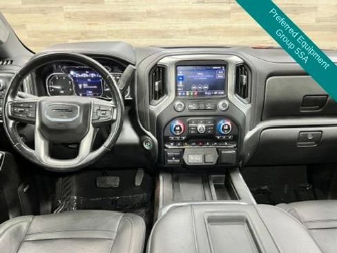 Used 2022 GMC Sierra 3500 Denali w/ Denali Ultimate Package AWD/4WD image 2