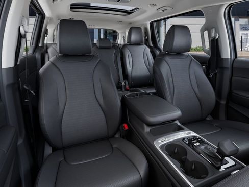 New 2026 Kia Carnival SX Prestige image 19