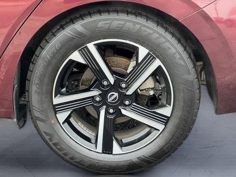 Used 2024 Nissan Sentra SV image 7