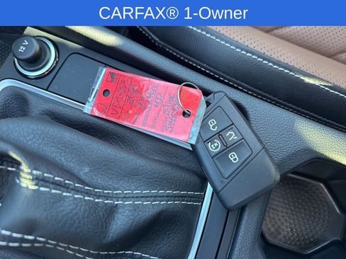 Used 2025 Volkswagen Jetta SEL image 33