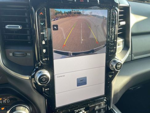 Used 2024 RAM 1500 Big Horn image 12