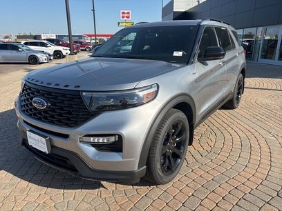 Used 2024 Ford Explorer ST-Line w/ Class IV Trailer Tow Package