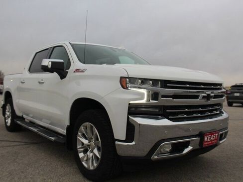 Used 2021 Chevrolet Silverado 1500 LTZ w/ Z71 Off-Road Package image 2