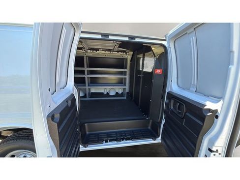 New 2025 Chevrolet Express 2500 Work Van w/ Driver Convenience Package image 23