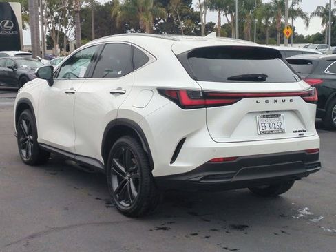 Used 2025 Lexus NX 450h+ AWD w/ Luxury Package image 8