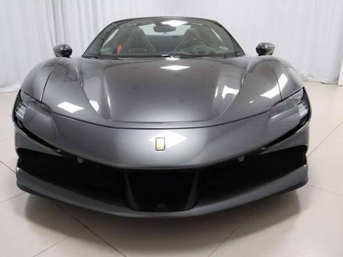 Certified 2025 Ferrari SF90 Spider AWD/4WD image 4