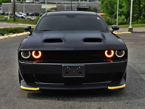 Used 2023 Dodge Challenger SRT Hellcat RWD image 6