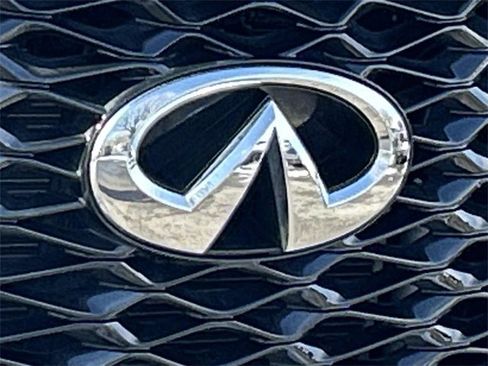 Certified 2023 INFINITI QX60 Luxe w/ Cargo Package image 10