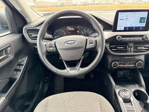 Used 2022 Ford Escape SE w/ Cold Weather Package image 20