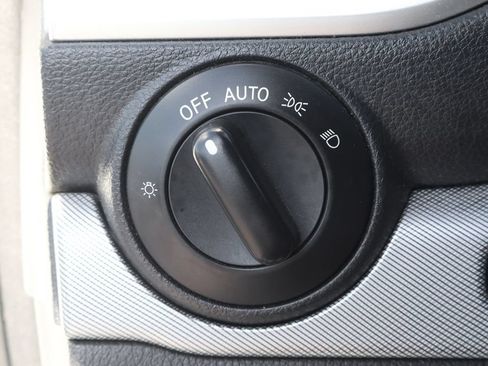 Used 2018 Nissan Titan PRO-4X AWD/4WD image 24