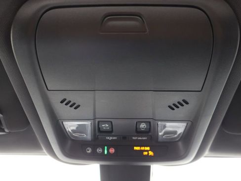 Used 2024 Chevrolet Equinox RS AWD/4WD image 16