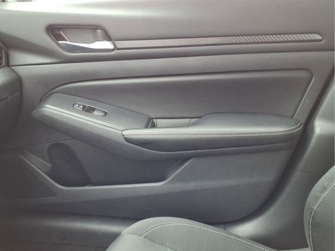 Used 2024 Nissan Altima 2.5 SV image 26