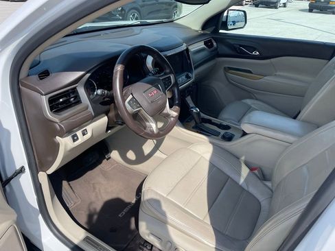 Used 2017 GMC Acadia Denali w/ Technology Package image 13