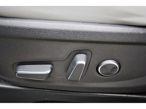 Certified 2025 Hyundai Palisade SEL AWD/4WD image 30