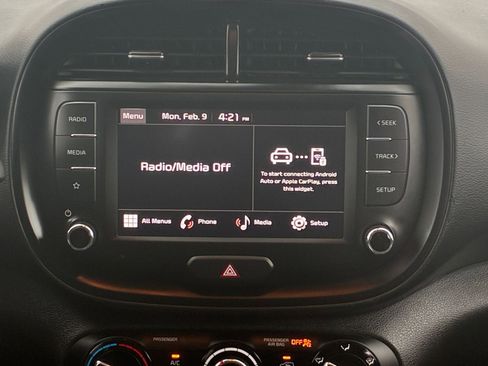 Used 2025 Kia Soul LX w/ LX Technology Package image 20