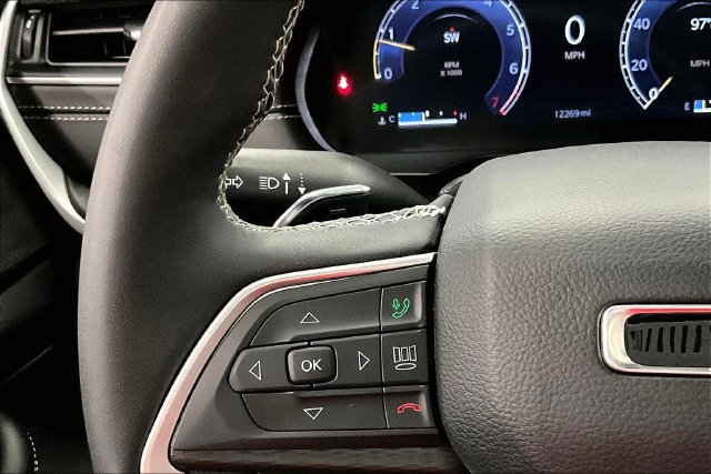 Used 2025 Jeep Grand Cherokee L Altitude AWD/4WD image 27
