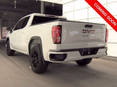 Used 2025 GMC Sierra 1500 Elevation AWD/4WD image 3