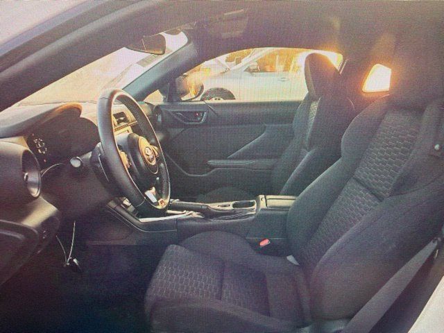 Used 2024 Toyota GR86 RWD image 6
