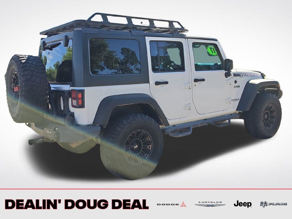 Used 2017 Jeep Wrangler Unlimited Rubicon AWD/4WD image 6