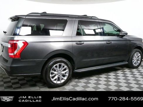 Used 2021 Ford Expedition Max XLT image 2