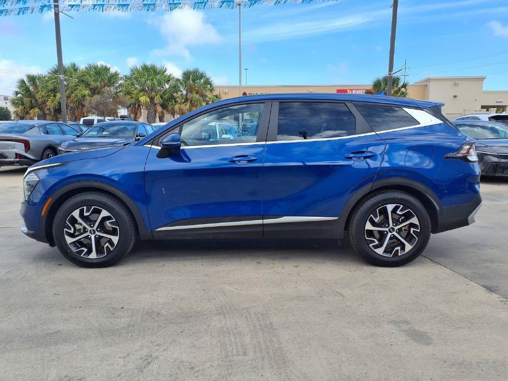 Certified 2024 Kia Sportage EX FWD image 5