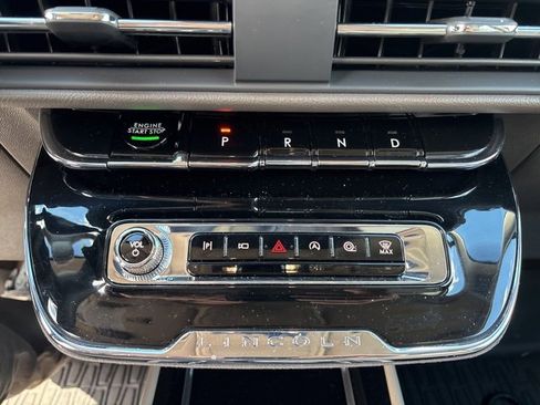 Used 2024 Lincoln Corsair Reserve image 25