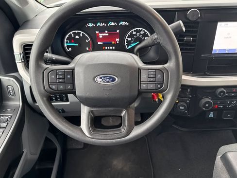 Used 2025 Ford F550 4x4 SuperCab Super Duty w/ XLT Value Package image 15