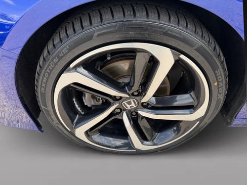 Used 2022 Honda Accord Sport image 9