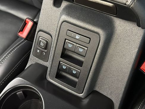 Used 2025 Ford Bronco Outer Banks AWD/4WD image 25