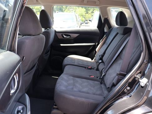 Used 2016 Nissan Rogue S AWD/4WD image 16
