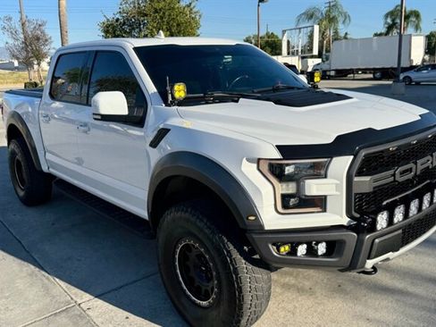 Used 2020 Ford F150 Raptor w/ Equipment Group 802A Luxury image 46