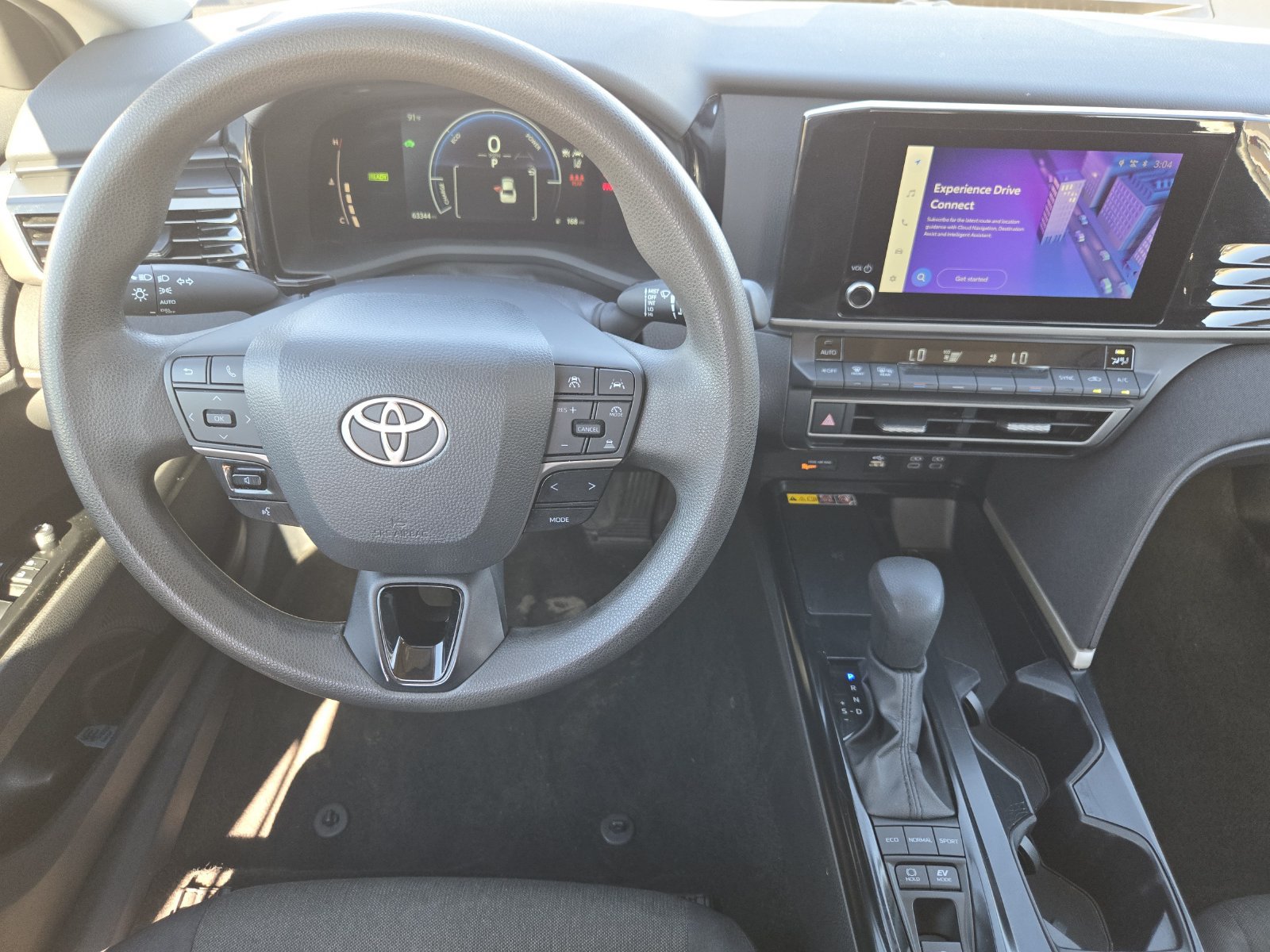 Used 2025 Toyota Camry LE FWD image 29
