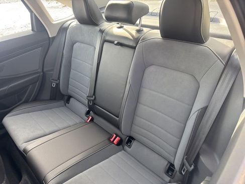 New 2026 Volkswagen Jetta SE image 6