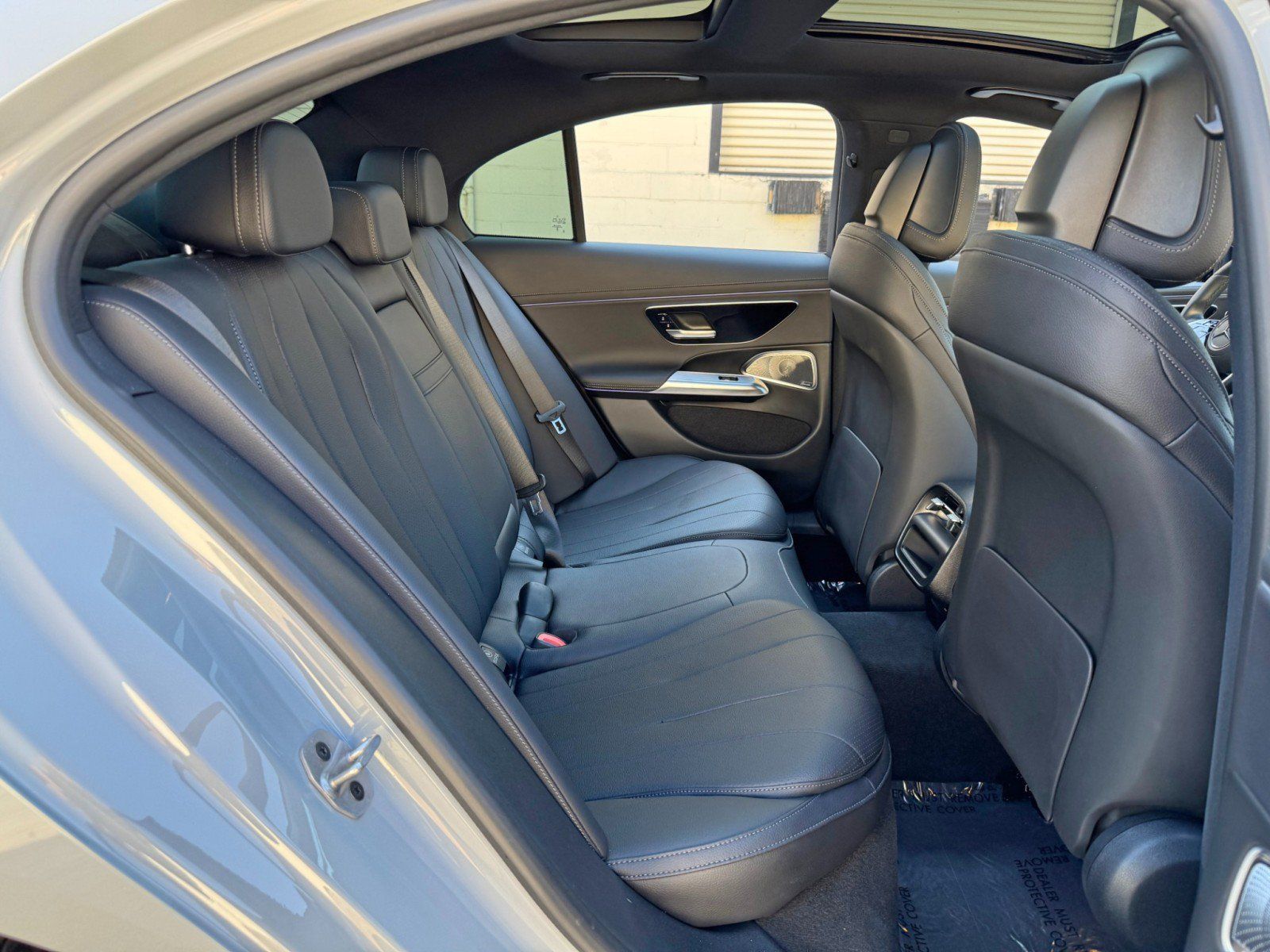Used 2024 Mercedes-Benz E 450 4MATIC Sedan w/ MBUS Superscreen Package image 46