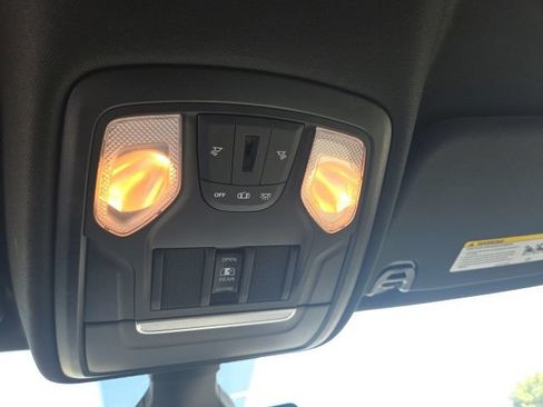 Used 2021 RAM 1500 Big Horn AWD/4WD image 12