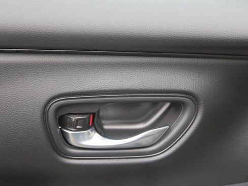 New 2026 Honda HR-V LX image 16