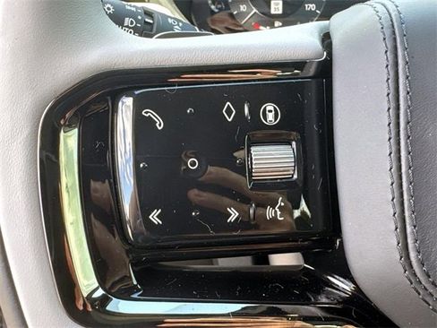 New 2026 Land Rover Range Rover Velar Dynamic SE image 27