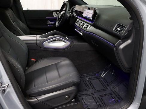 Certified 2025 Mercedes-Benz GLE 450 4MATIC image 37
