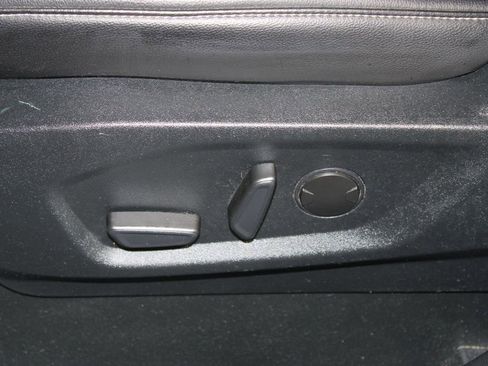 Used 2022 Ford Edge SEL w/ Convenience Package image 19