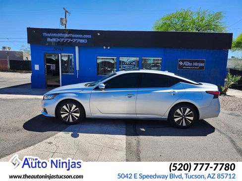 Used 2020 Nissan Altima 2.5 SL image 1