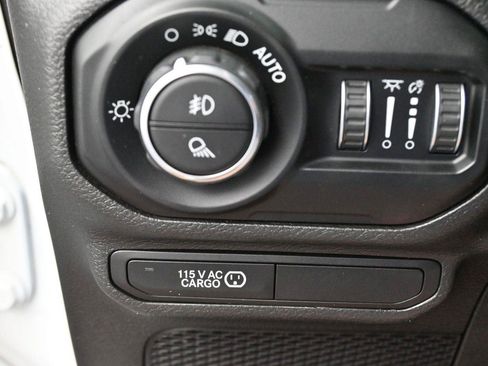 Used 2021 Jeep Gladiator Rubicon AWD/4WD image 19