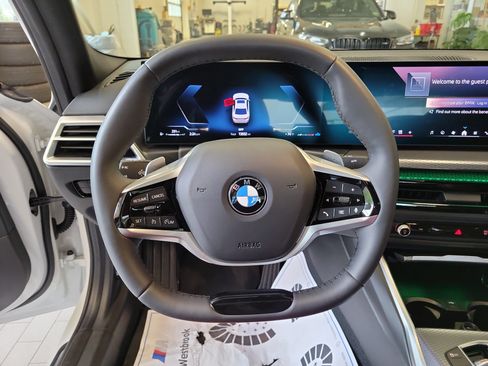 Used 2026 BMW 330i xDrive Sedan AWD/4WD image 21