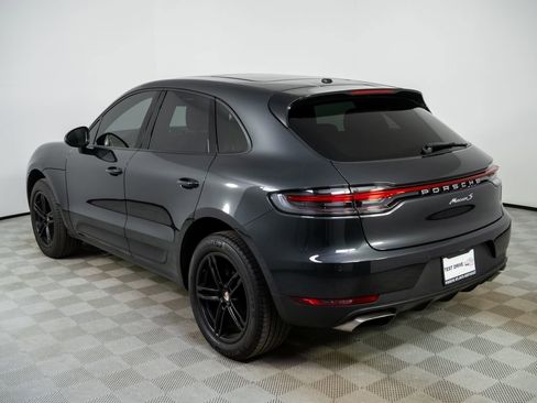 Used 2020 Porsche Macan Base image 3