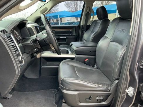 Used 2017 RAM 1500 Laramie w/ Convenience Group image 10