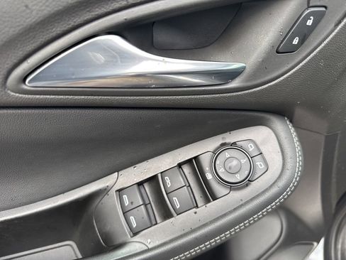 Used 2022 Buick Encore GX Preferred w/ Cold Weather Comfort Package image 12