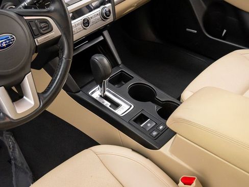 Used 2016 Subaru Outback 2.5i Limited image 13