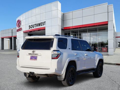 Used 2023 Toyota 4Runner SR5 image 5