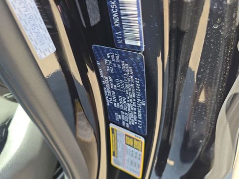 New 2026 Kia Carnival EX image 34