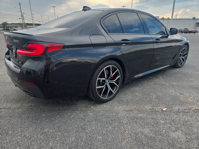 Used 2023 BMW 530i w/ M Sport Package RWD image 8
